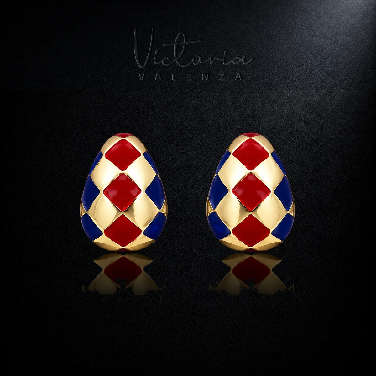 Goudkleurige Bellagio Clip Oorbellen met Emaille | Victoria Valenza