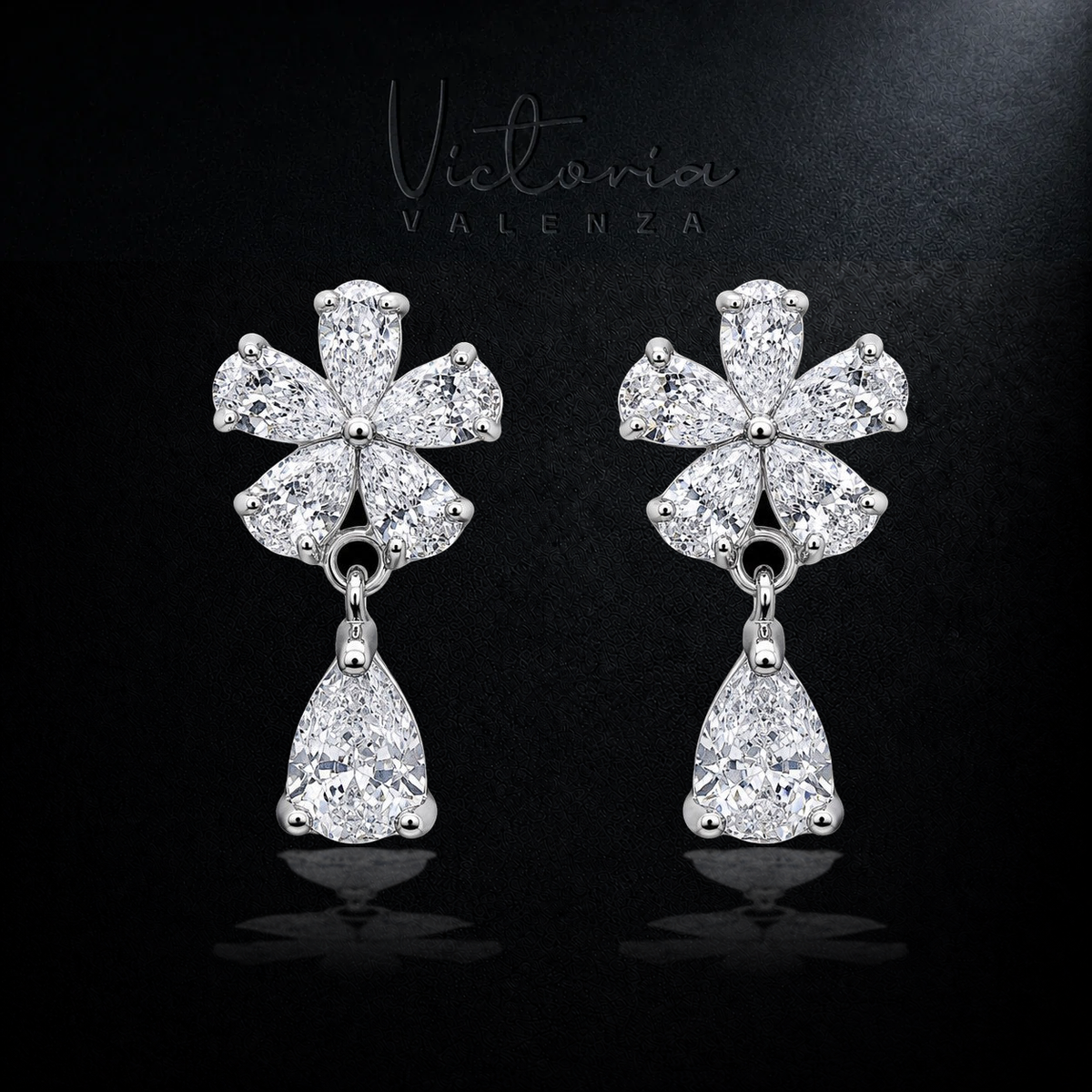 Zilverkleurige Fleur Clip Oorbellen met Zirkonia Stenen | Victoria Valenza
