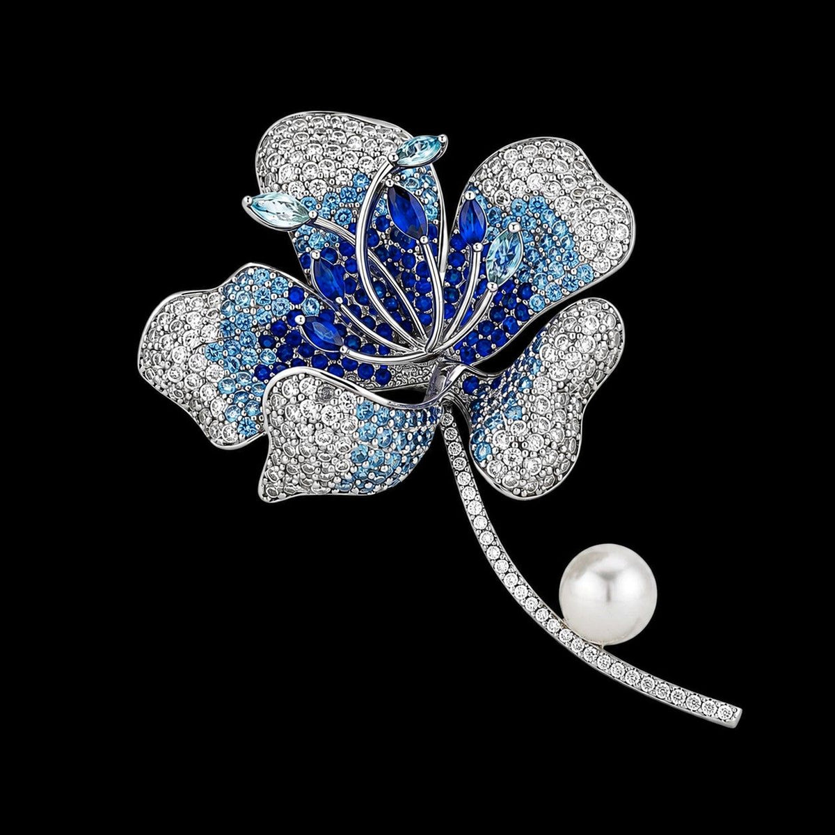 Zilverkleurige Hibiscus Broche met Saffierkleurige Zirkonia Stenen | Victoria Valenza