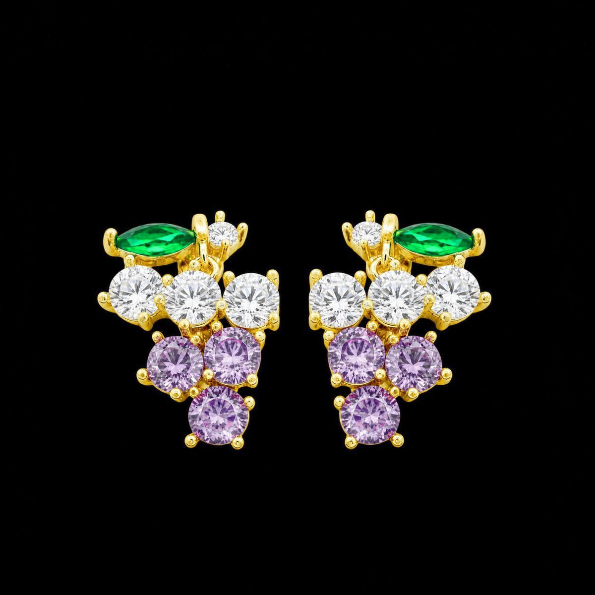 Goudkleurige Druif Clip Oorbellen met Multicolor Zirconia Stenen — clipoorbellen met witte zirkonia’s bij informele gelegenheden overdag