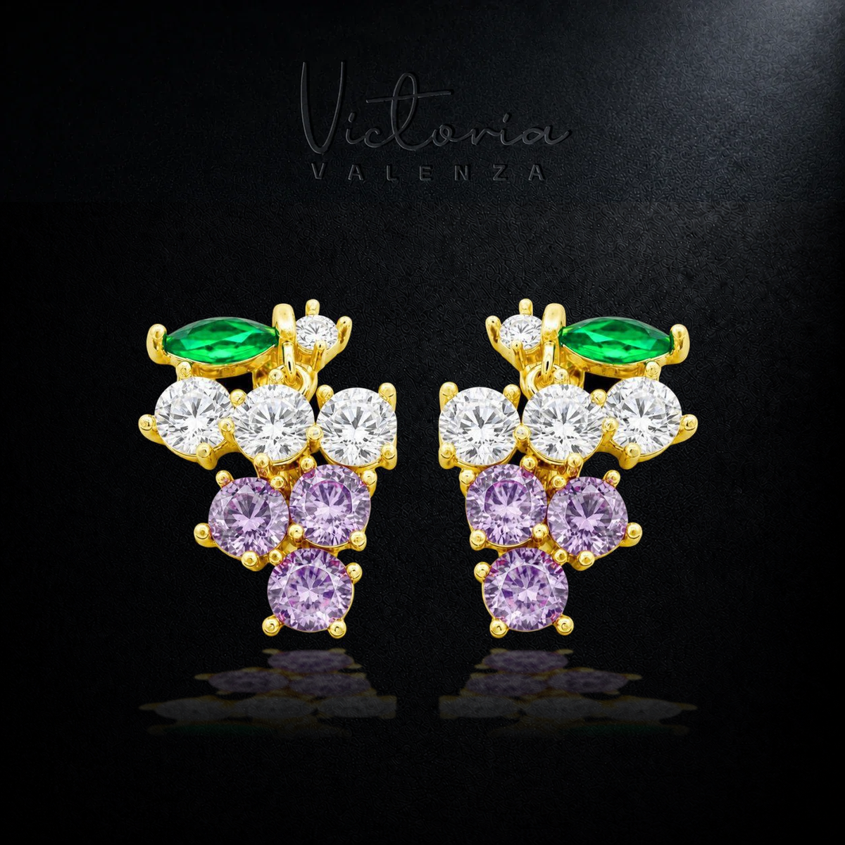 Goudkleurige Druif Clip Oorbellen met Multicolor Zirconia Stenen | Victoria Valenza