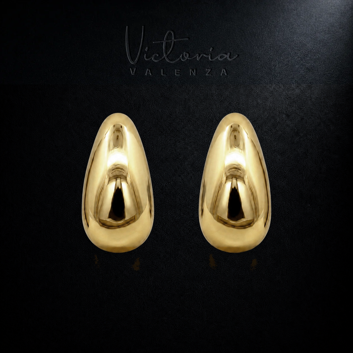 Goudkleurige Druppel Clip Oorbellen | Victoria Valenza