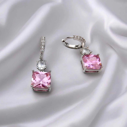 Verzilverde oorbellen met roze en witte zirkonia's Victoria Valenza