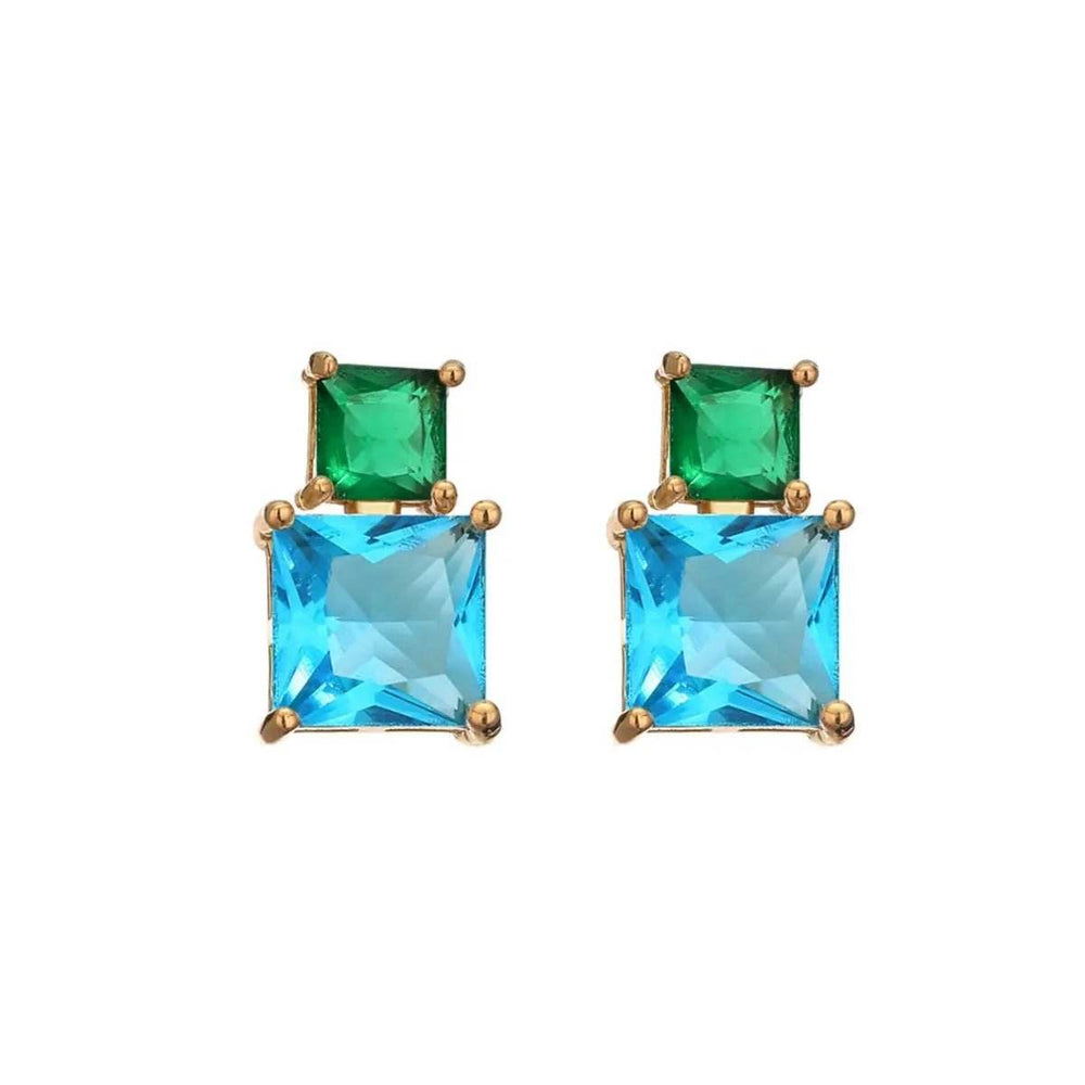 
                      
                        Goudkleurige oorbellen met blauwe en groene zirkonia's - Victoria Valenza
                      
                    