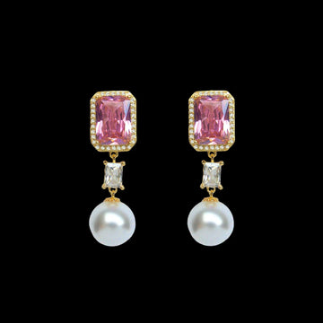 Goudkleurige oorbellen met parels en roze en witte zirkonia's Victoria Valenza