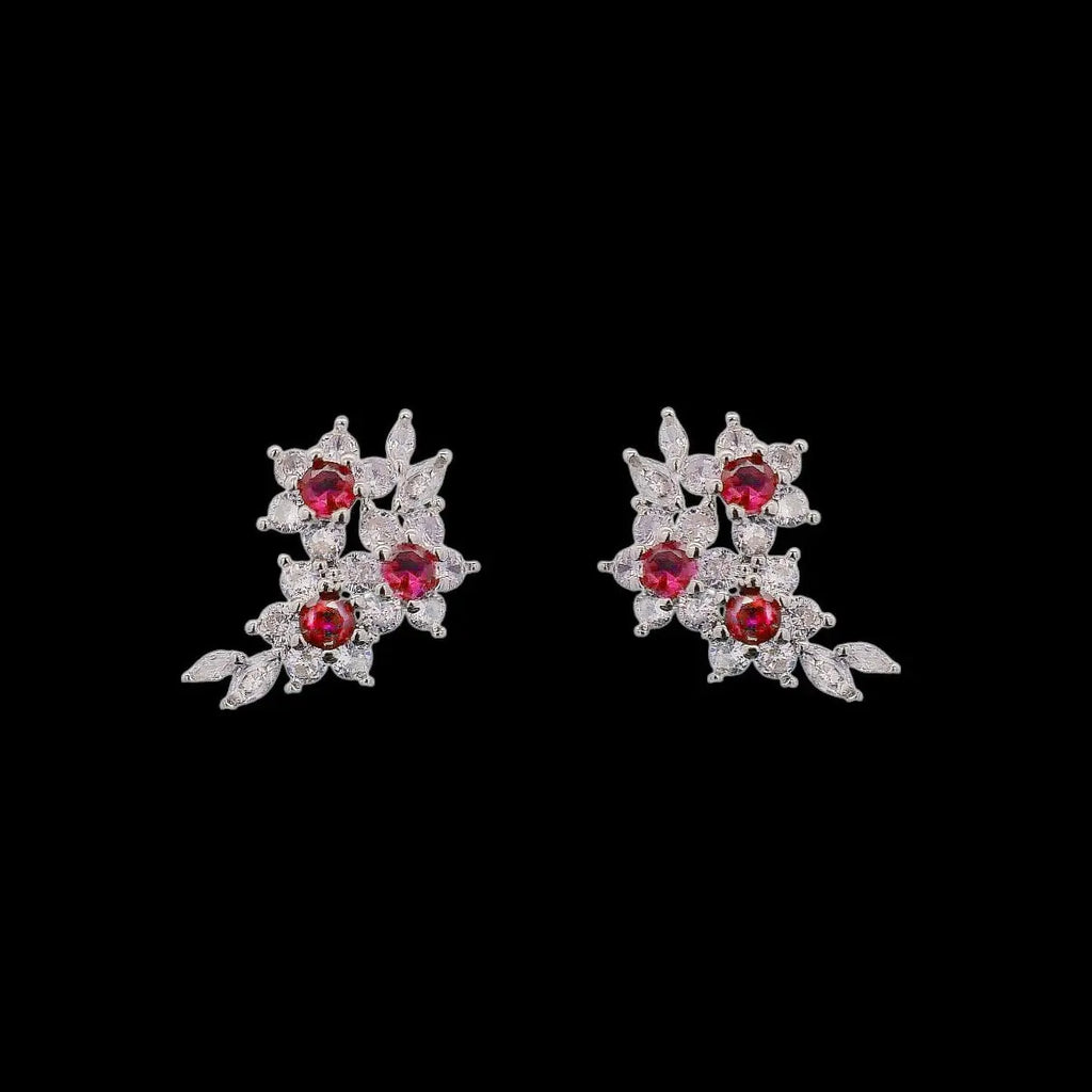 Zilverkleurige multibloem oorbellen met rode zirkonia stenen  Victoria Valenza