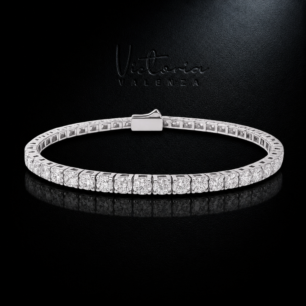 Zilverkleurige RVS Tennisarmband met Zirkonia Stenen | Victoria Valenza