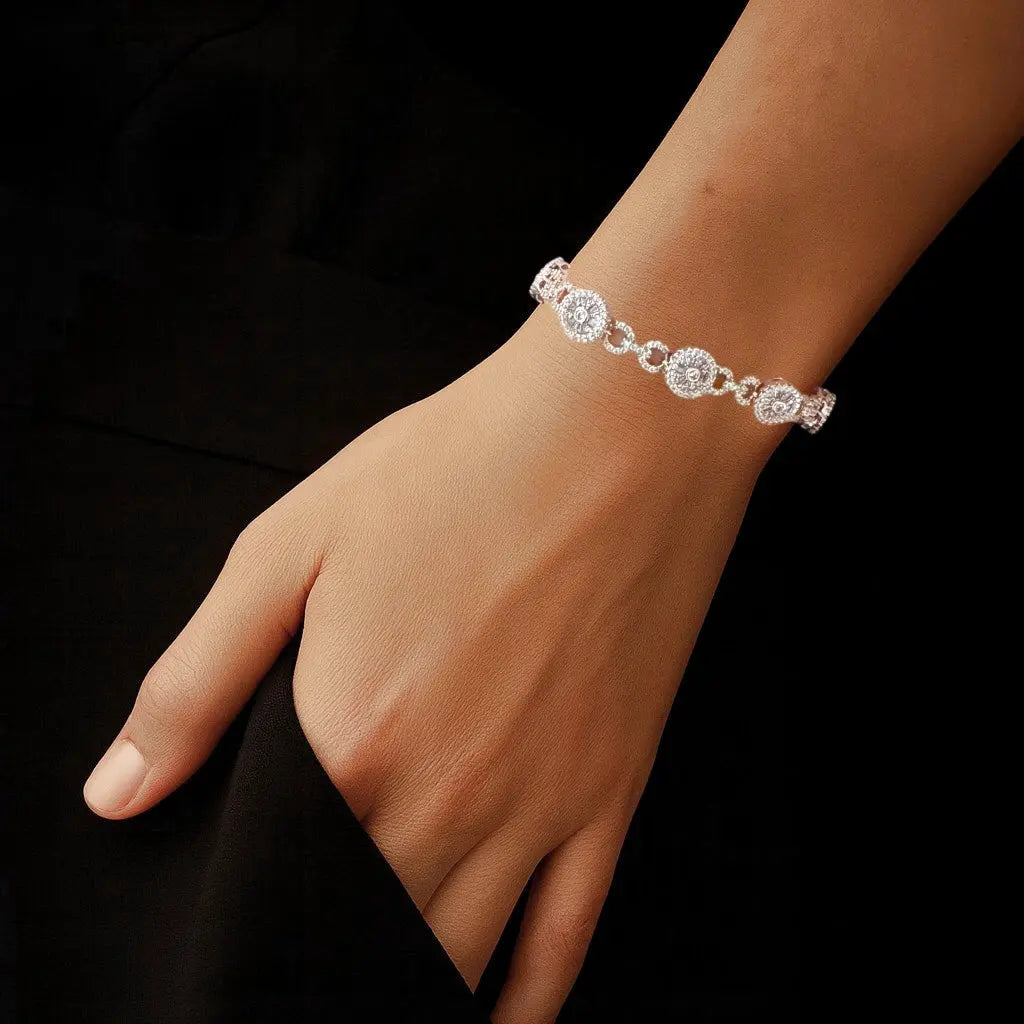 Roségoudkleurige armband met zirkonia stenen  Victoria Valenza