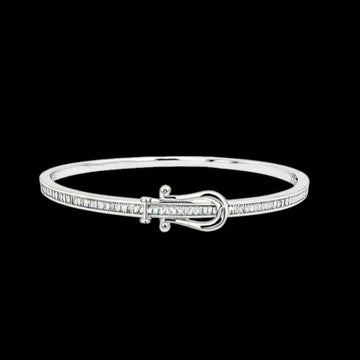 Zilverkleurige fantasie armband met baquette zirkonia stenen  Victoria Valenza