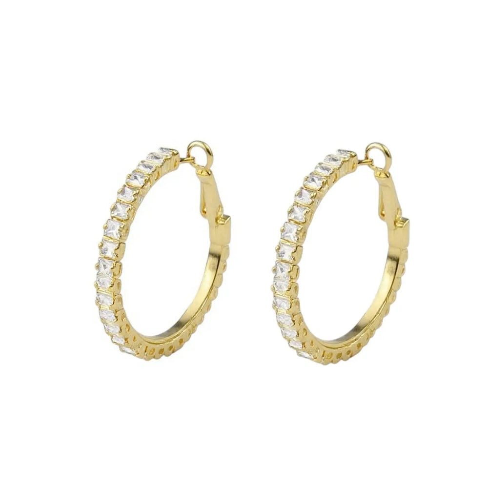 
                      
                        Goudkleurige creolen met zirkonia stenen  Victoria Valenza
                      
                    