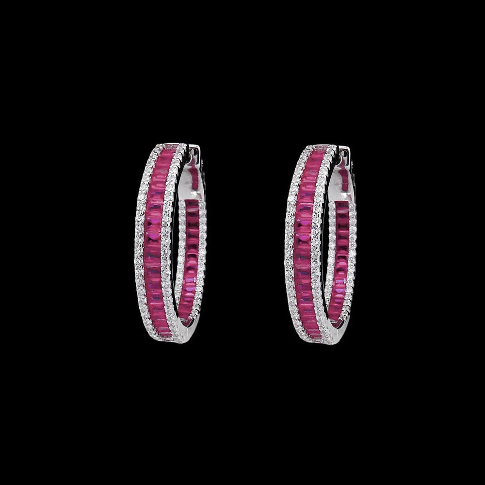 Zilveren creolen met rode zirkonia stenen  Victoria Valenza