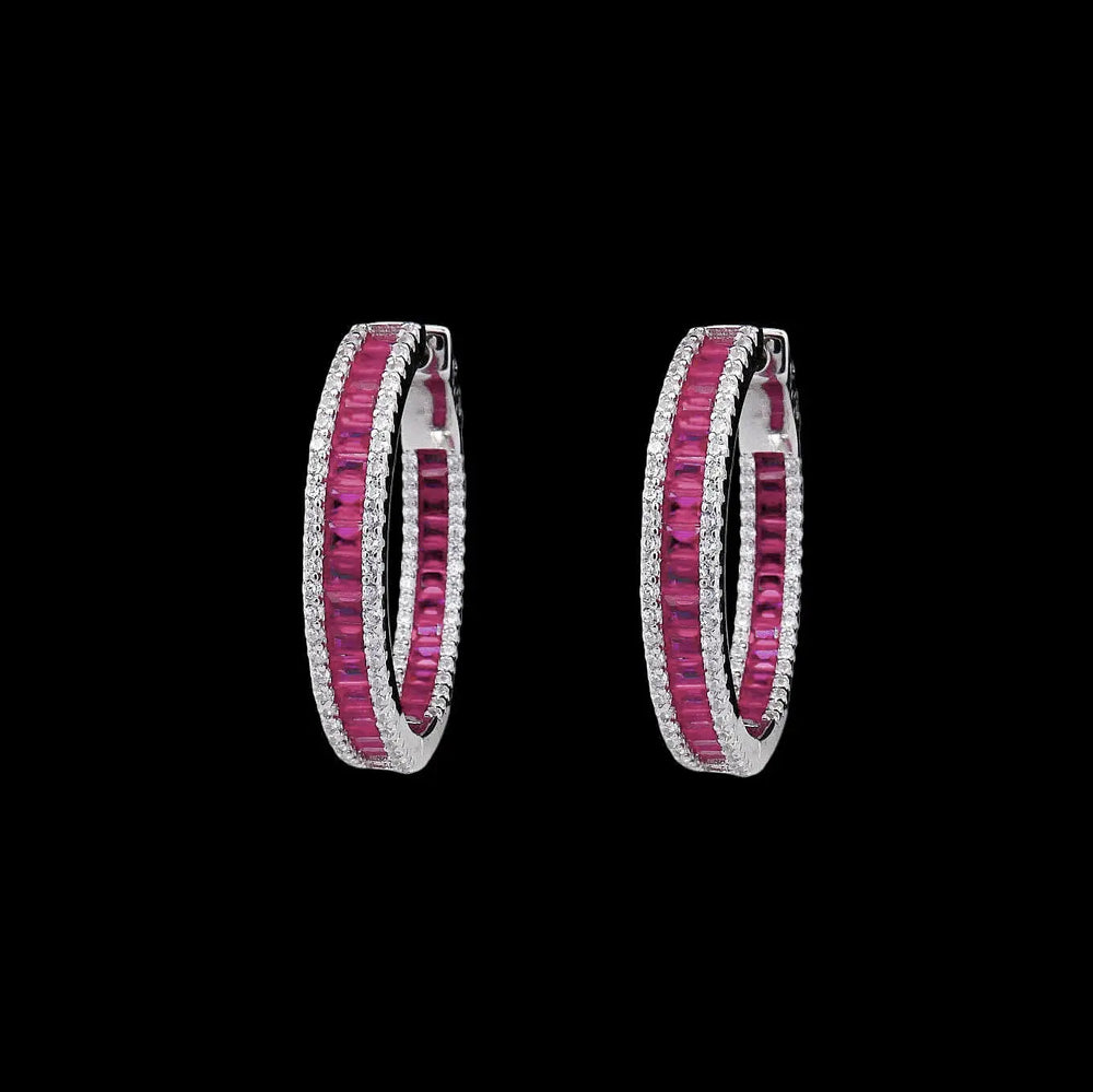 Zilveren creolen met rode zirkonia stenen  Victoria Valenza