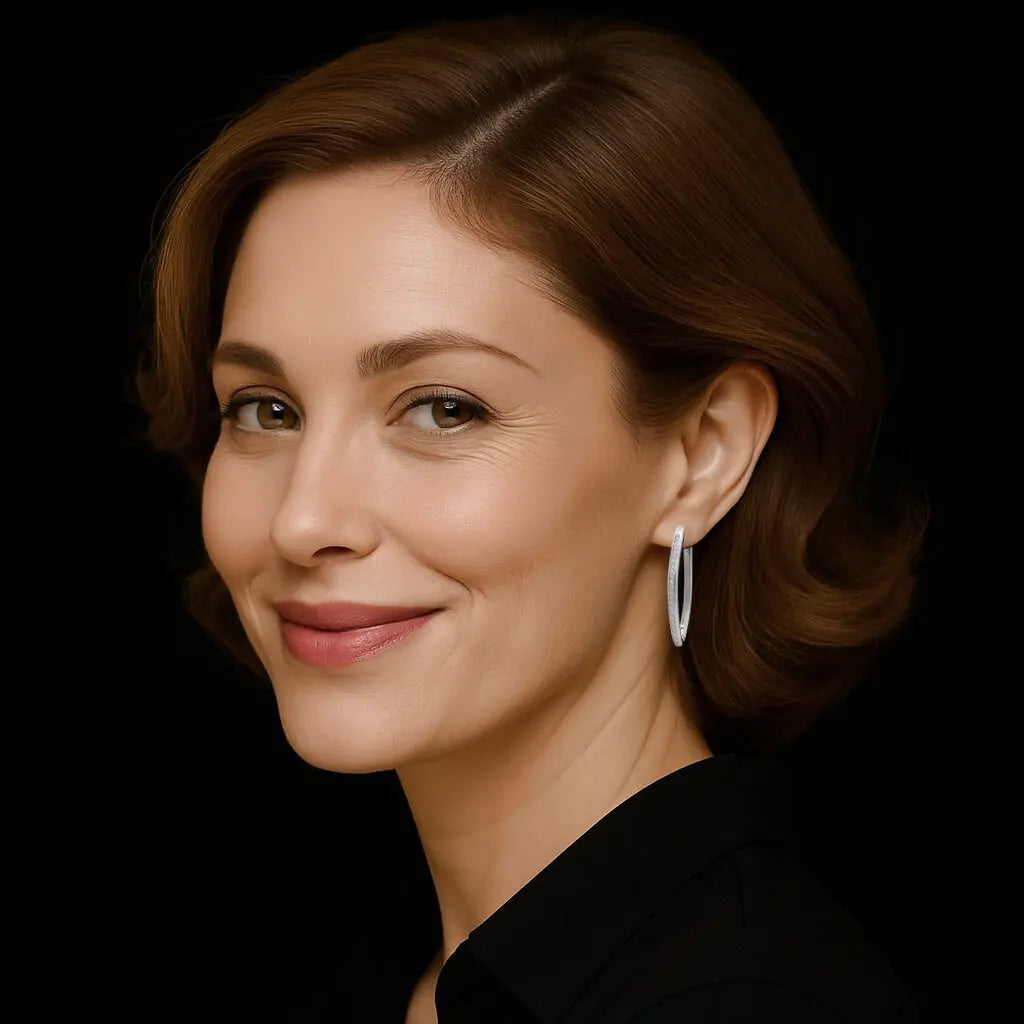 Zilveren markiesvormige oorbellen met zirkonia stenen  Victoria Valenza