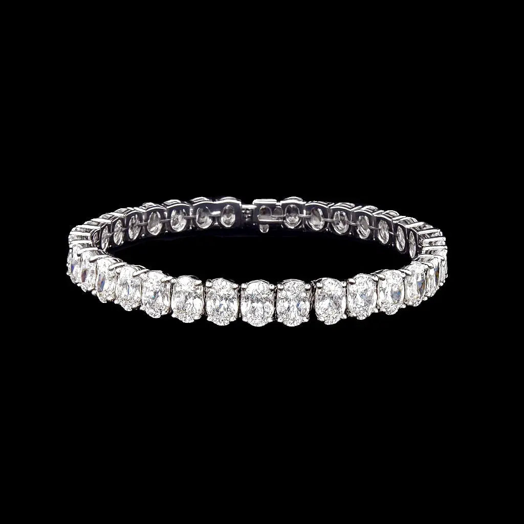 Zilveren armband met ovale zirkonia stenen  Victoria Valenza