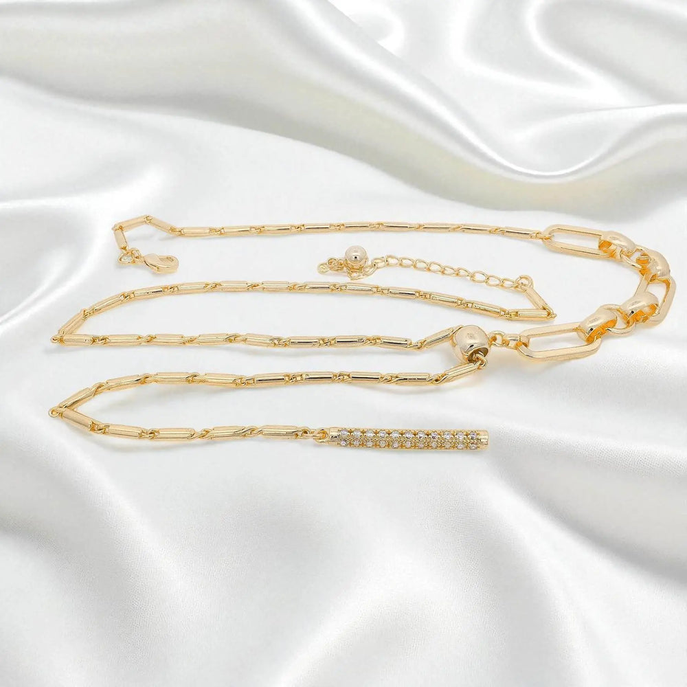 
                      
                        Goudkleurige fantasie Y-chain met zirkonia stenen  Victoria Valenza
                      
                    