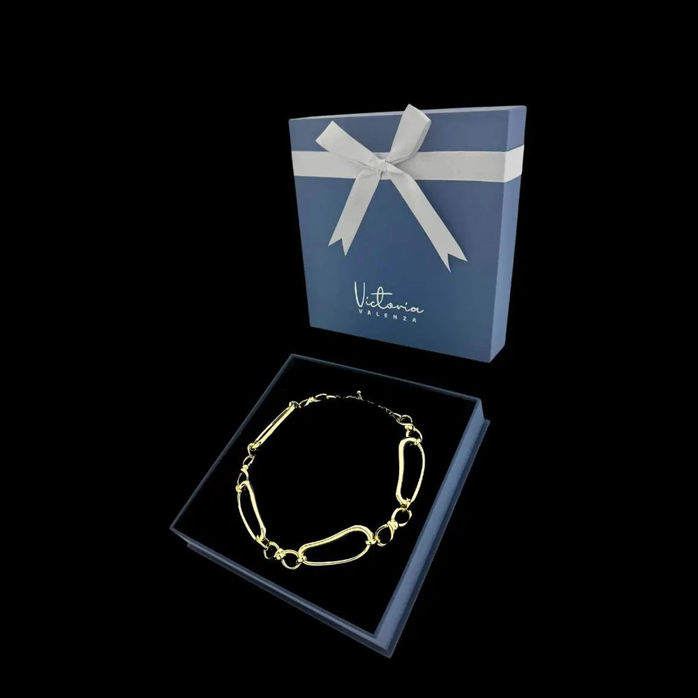 
                      
                        Goudkleurige open design collier  Victoria Valenza
                      
                    