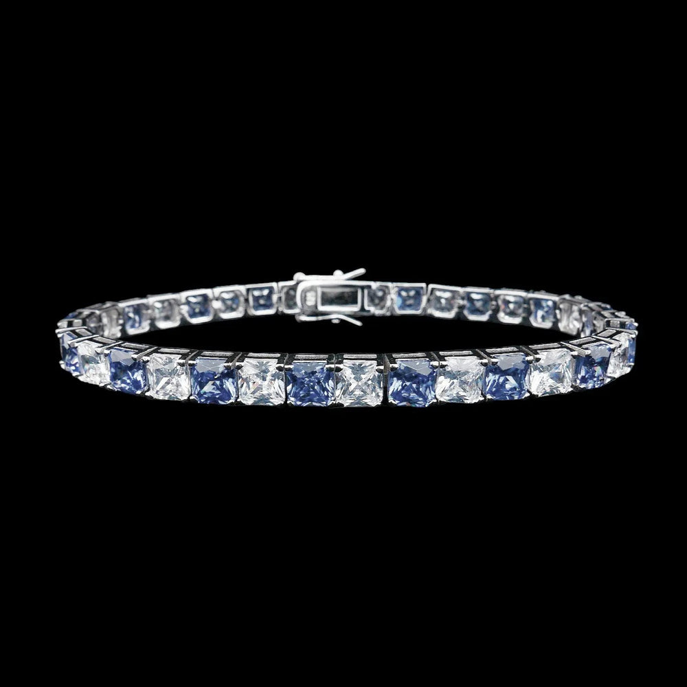 Zilveren luxe armband met tanzanietkleurige zirkonia stenen  Victoria Valenza