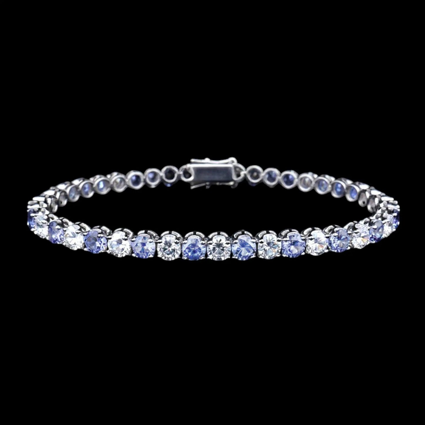 Zilveren tennisarmband met tanzanietkleurige zirkonia stenen  Victoria Valenza