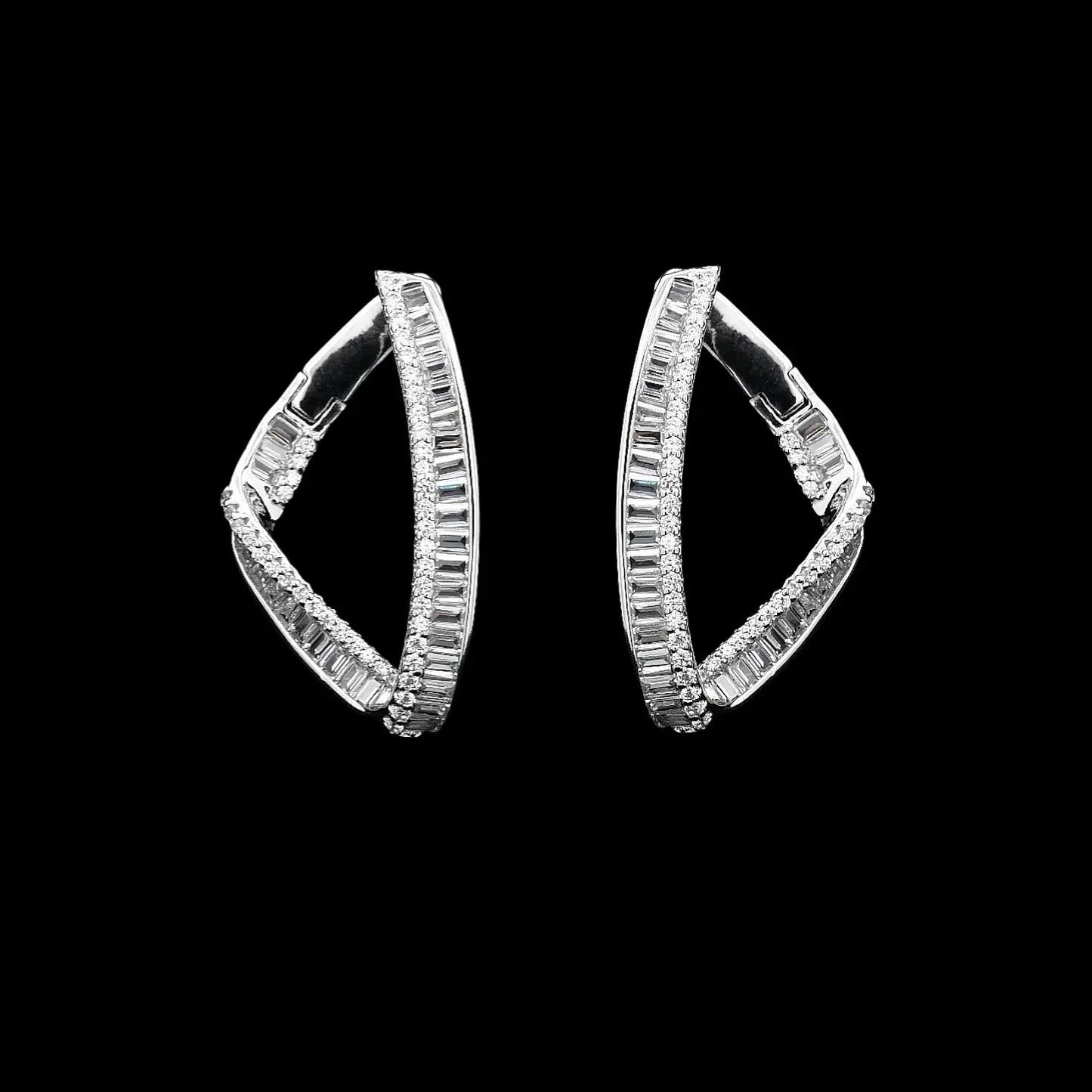 Zilveren fantasie oorbellen baquette zirkonia stenen  Victoria Valenza