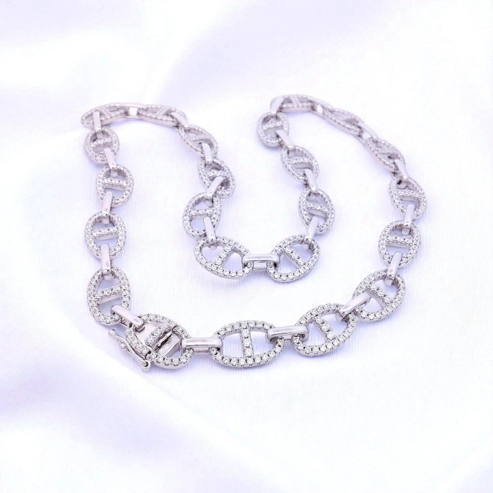 
                      
                        Zilveren fantasie open schakel collier met zirkonia stenen  Victoria Valenza
                      
                    