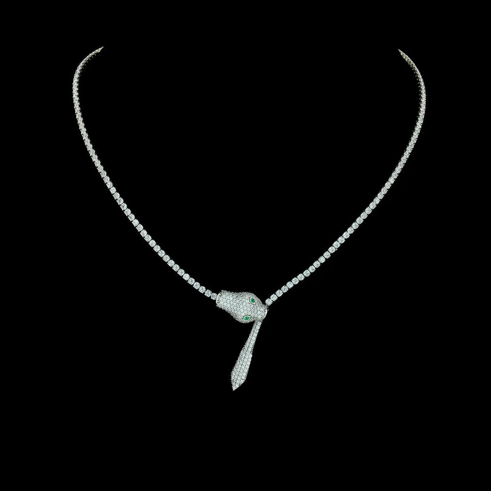 Zilveren Snake collier met zirkonia stenen  Victoria Valenza
