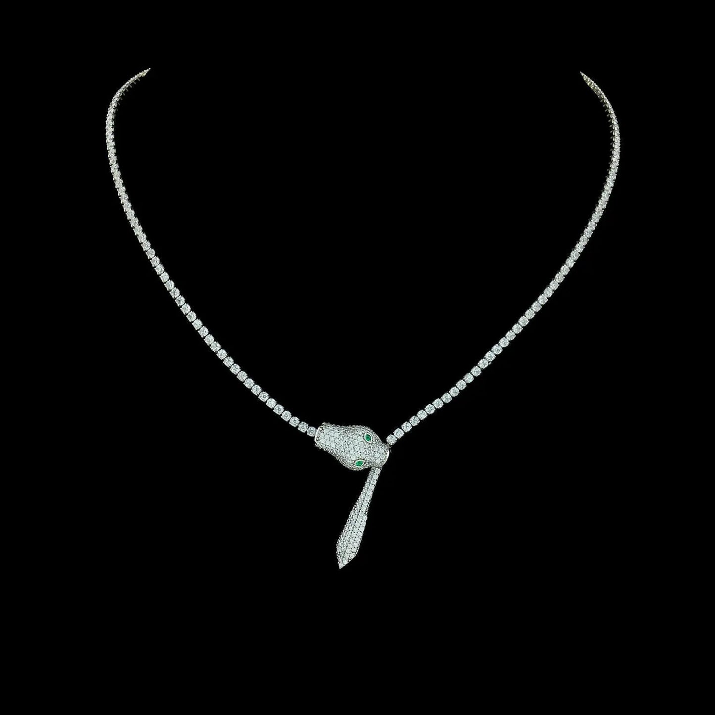 Zilveren Snake collier met zirkonia stenen  Victoria Valenza