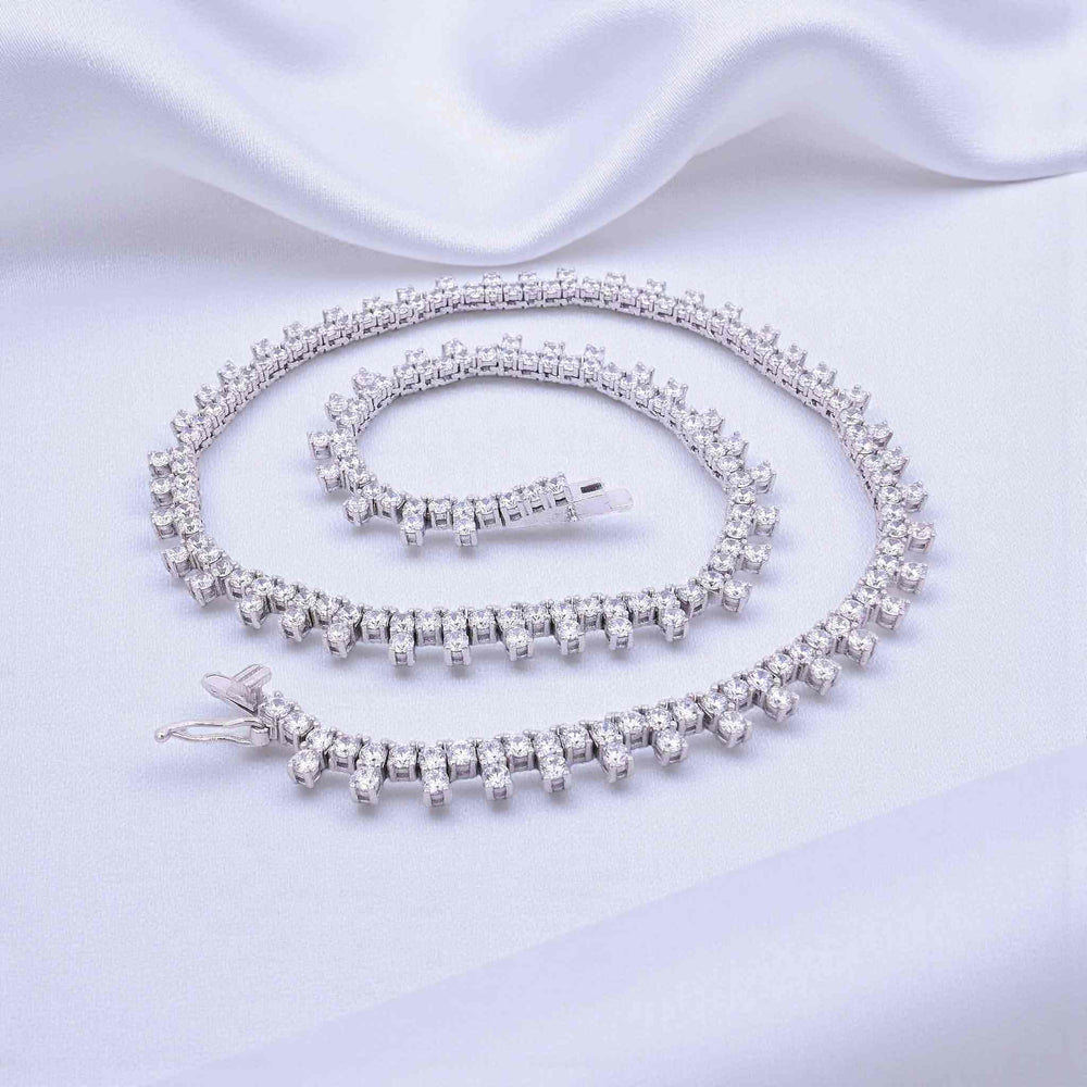 
                      
                        Zilveren choker met zirkonia stenen  Victoria Valenza
                      
                    