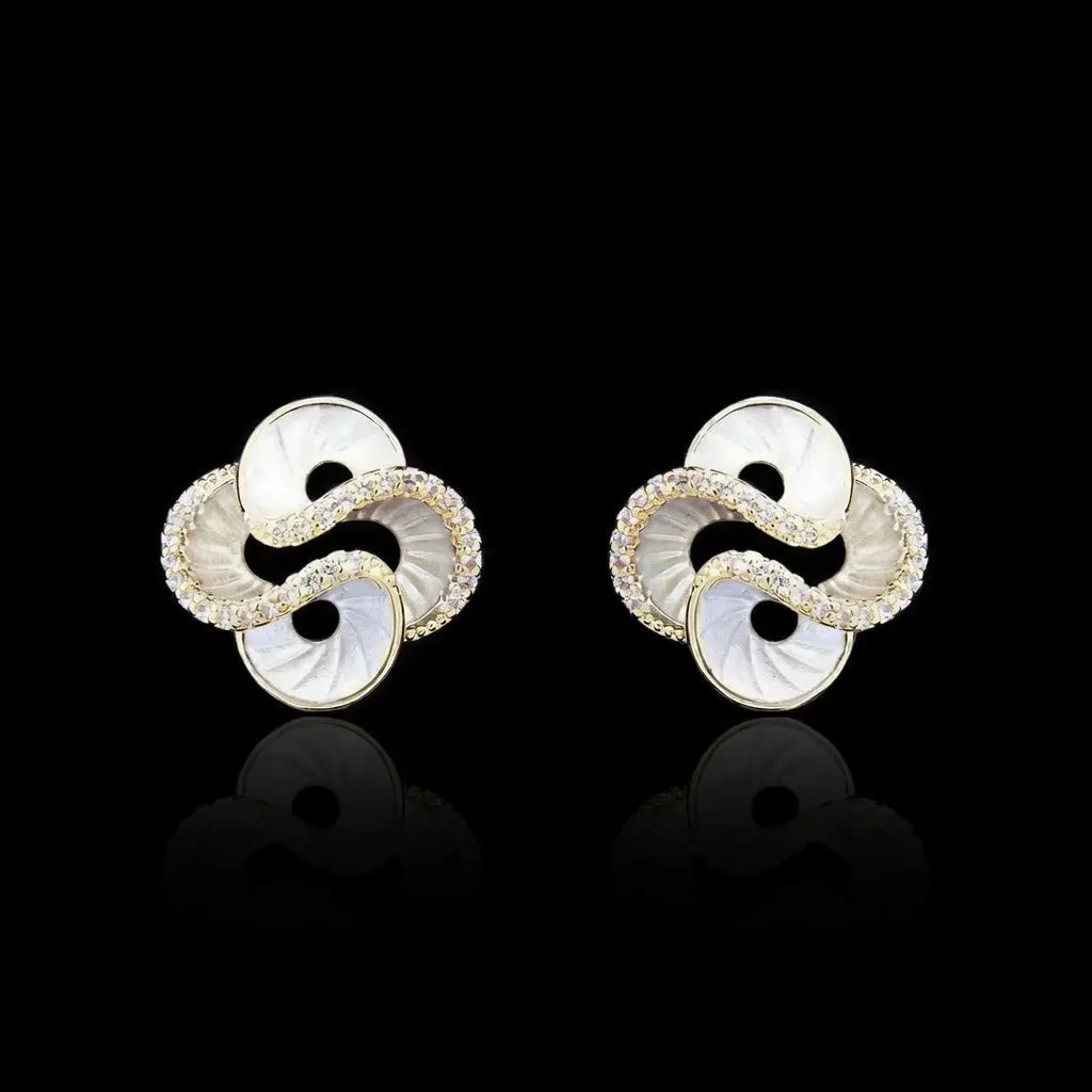 Goudkleurige fantasie oorbellen met emaille en zirkonia stenen