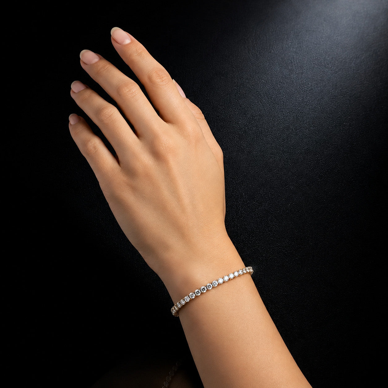 Goudkleurige RVS Tennisarmband met 3 mm Zirkonia Stenen | Victoria Valenza