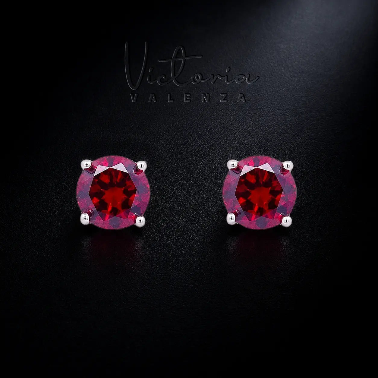 925 Sterling Zilveren Solitair Oorbellen met Granaatappelkleurige Zirkonia Stenen