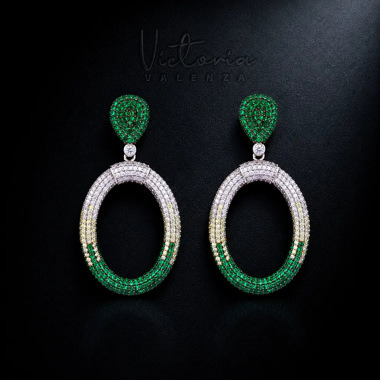 925 Sterling Zilveren Ovale Drop Oorbellen met Groene Zirkonia Stenen