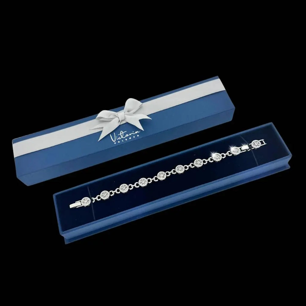 
                      
                        Zilverkleurige armband met zirkonia stenen  Victoria Valenza
                      
                    