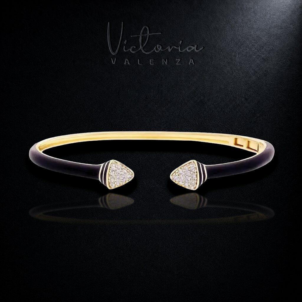 Goudkleurige Armband met Zwarte Emaille en Zirkonia Stenen | Victoria Valenza