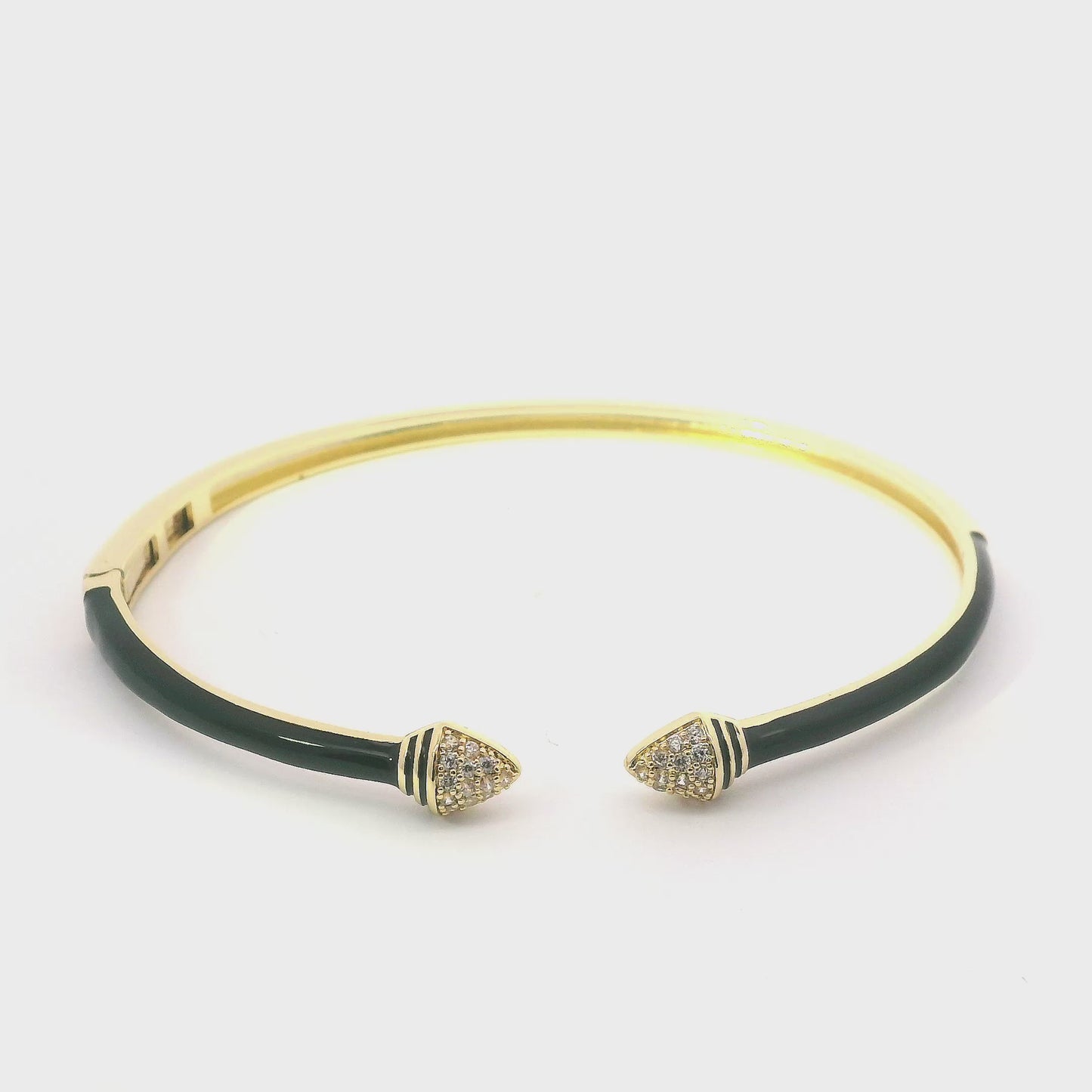 Bracelet couleur or avec émail noir et pierres de zircone