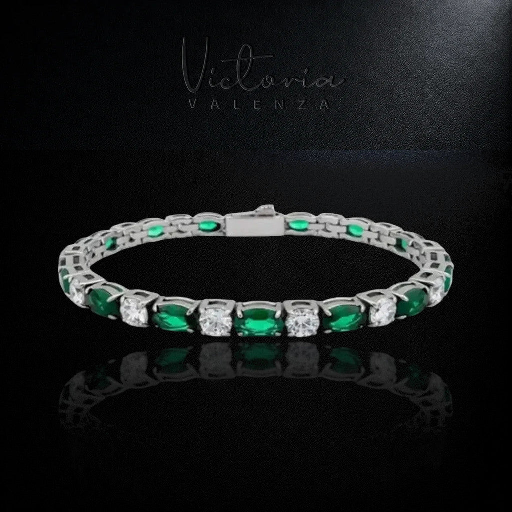 Zilverkleurige RVS Tennisarmband met Groene en Witte Zirkonia Stenen | Victoria Valenza